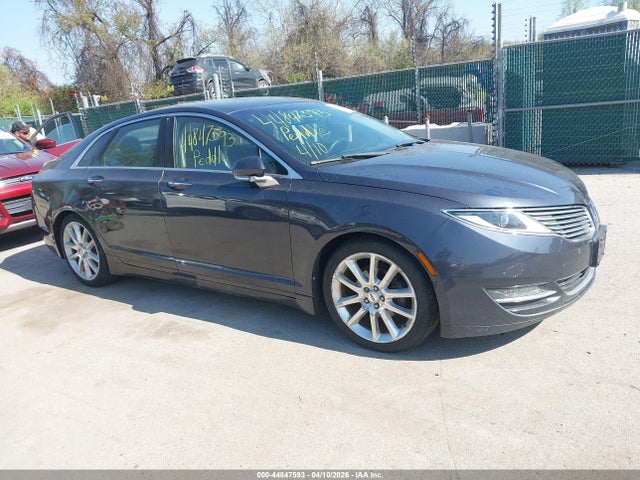 Salvage Lincoln MKZ Hybrid Image