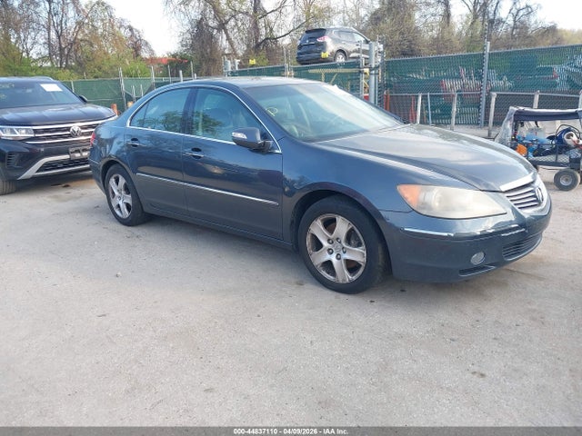 Salvage Acura RL Image