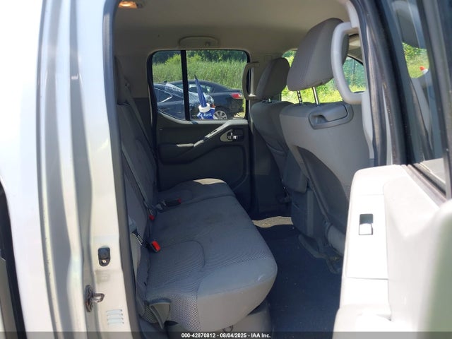 Nissan Frontier Sv