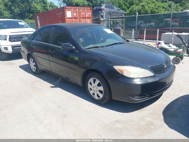 Salvage Toyota Camry Image