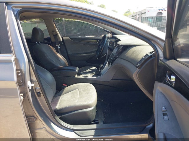 Hyundai SONATA Se 2.0t