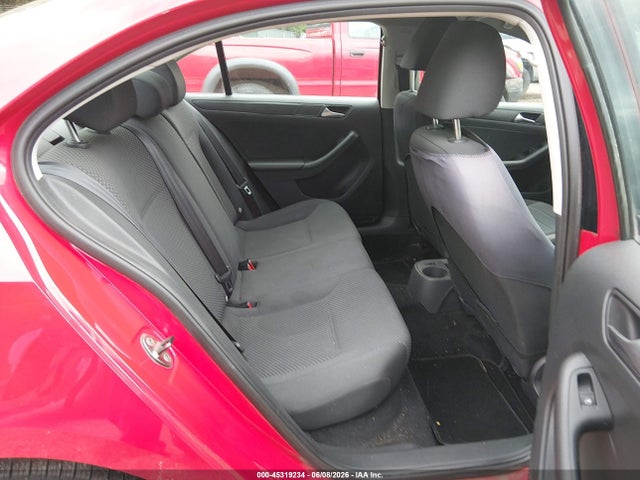 Volkswagen Jetta 2.0l S