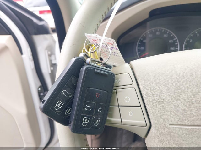 Volvo XC70 3.2
