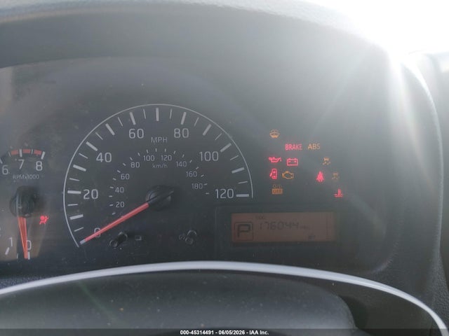 Nissan Nv
