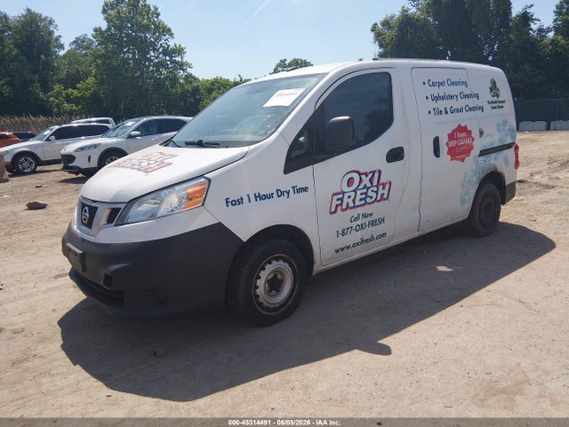 Nissan Nv