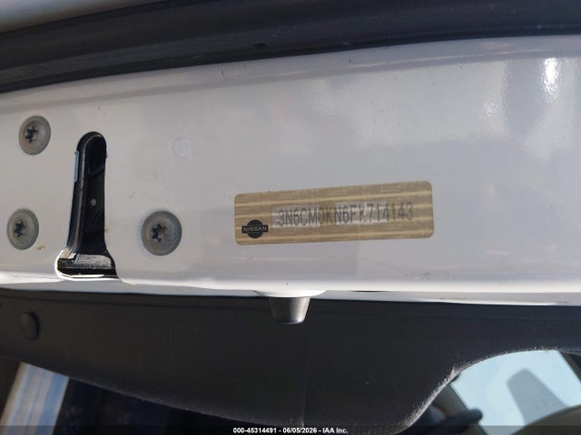 Nissan Nv