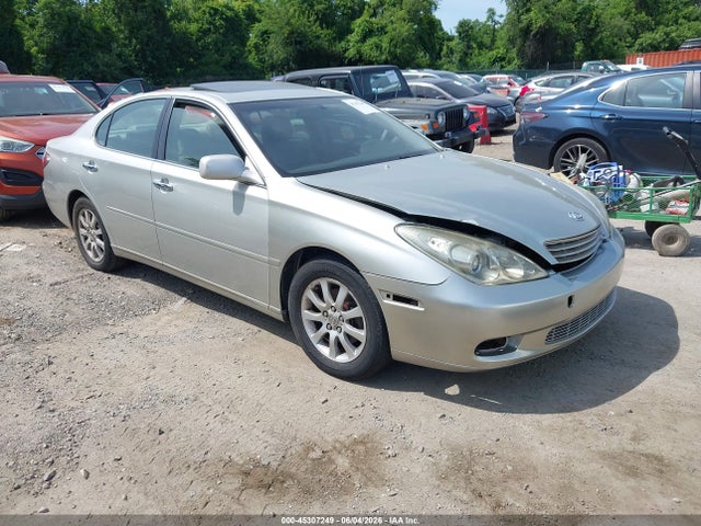 Salvage Lexus Es Image