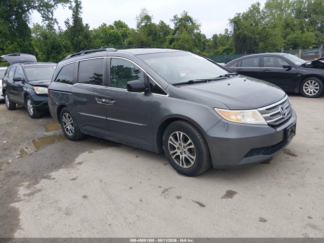 Salvage Honda Odyssey Image