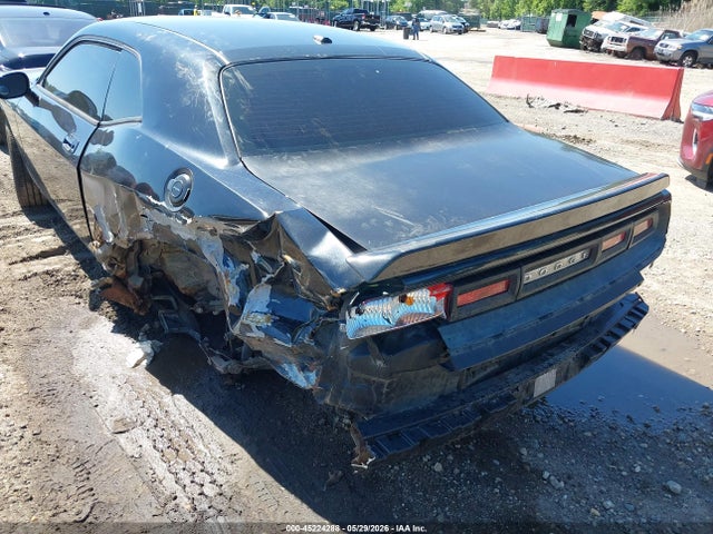 Dodge Challenger Se