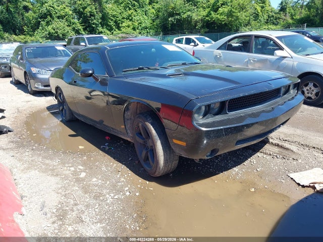 Salvage Dodge Challenger Image