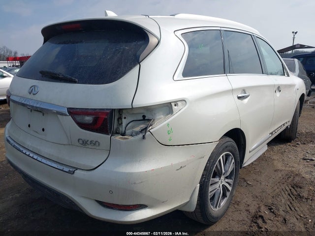 INFINITI Qx Luxe Awd
