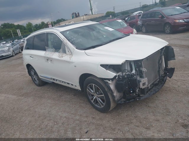Salvage INFINITI Qx Image
