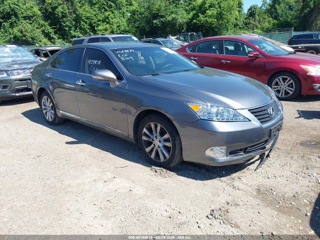 Salvage Lexus Es Image