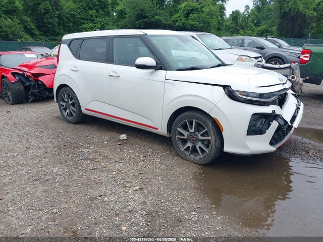 Salvage Kia Soul Image