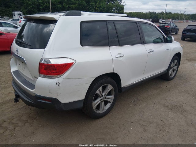 Toyota Highlander Limited V6