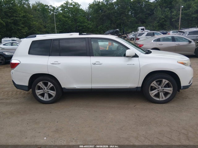 Toyota Highlander Limited V6