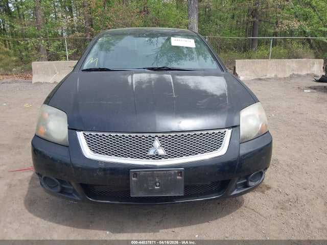 Mitsubishi Galant