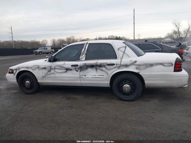 Ford Crown Victoria