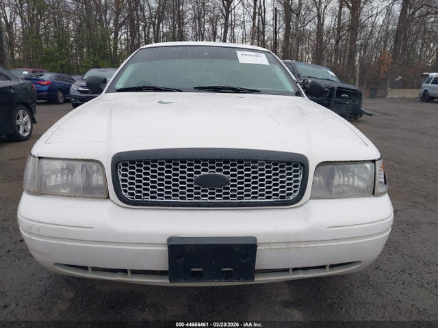 Ford Crown Victoria