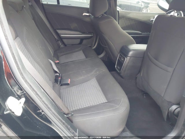 Dodge Charger Sxt