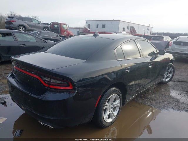Dodge Charger Sxt