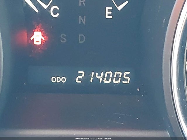 Toyota Highlander Base V6