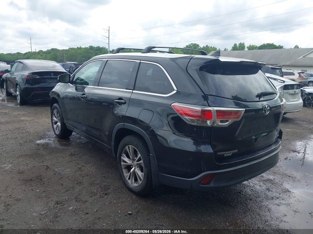 Toyota Highlander Xle V6