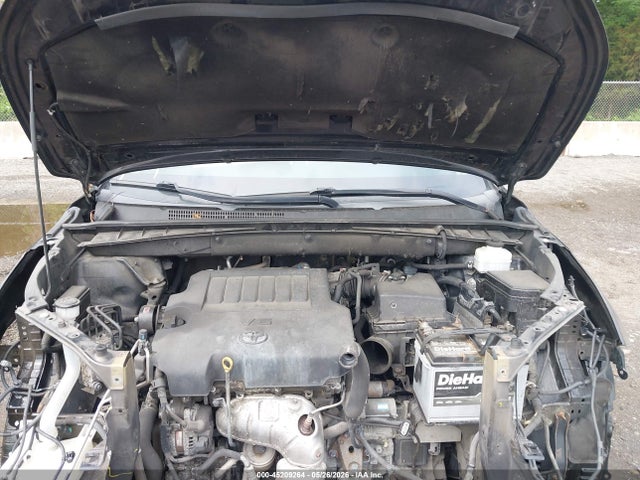 Toyota Highlander Xle V6