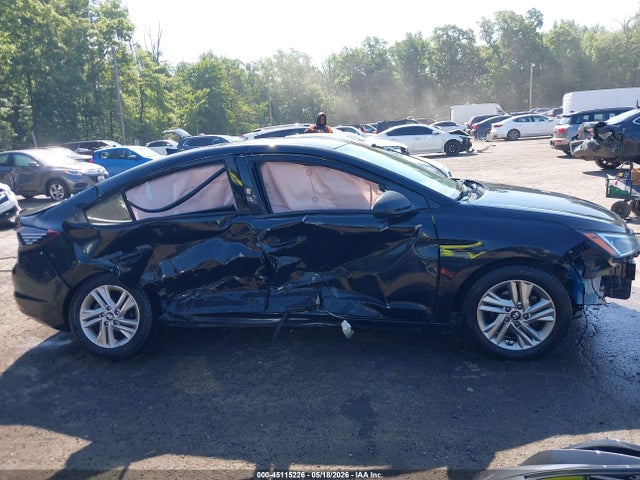 Hyundai ELANTRA Sel