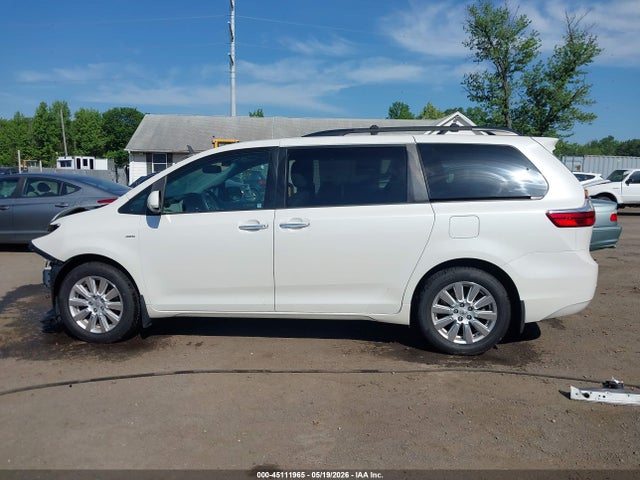 Toyota Sienna Xle Premium 7 Passenger
