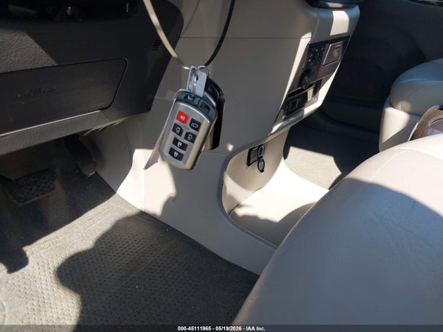Toyota Sienna Xle Premium 7 Passenger