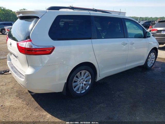 Toyota Sienna Xle Premium 7 Passenger