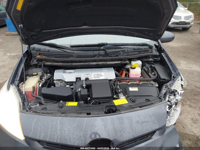 Toyota Prius Three