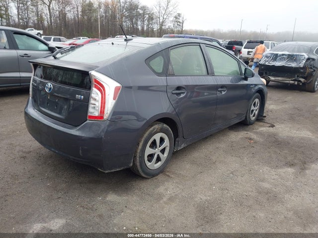 Toyota Prius Three