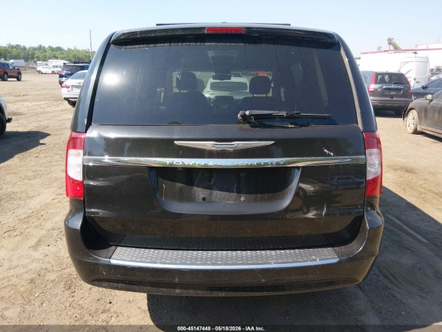 Chrysler Town & Country Touring