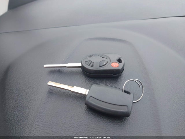 Ford Escape S