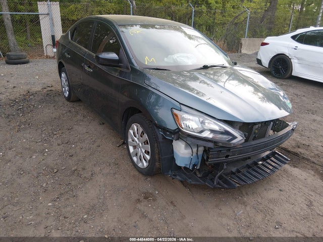 Salvage Nissan Sentra Image