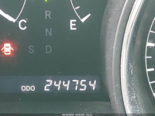 Toyota Highlander Base V6