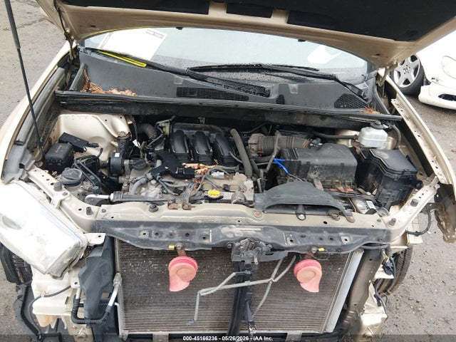 Toyota Highlander Base V6