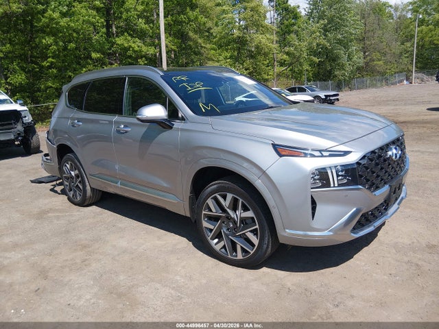 Salvage Hyundai SANTA FE Image