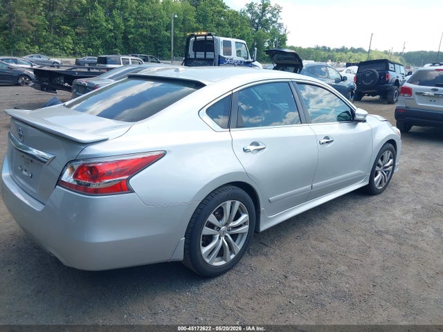 Nissan Altima 2.5 Sv