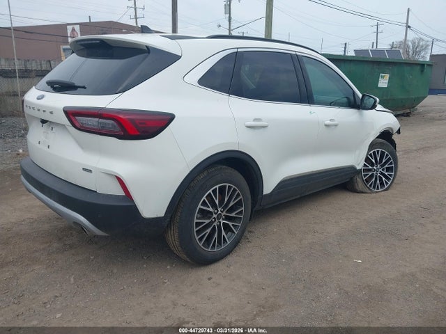 Ford Escape Phev