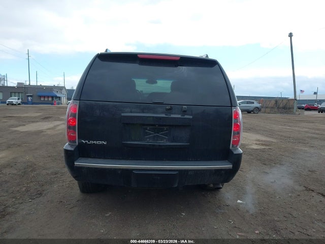 GMC Yukon Denali