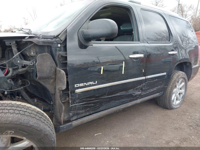 GMC Yukon Denali