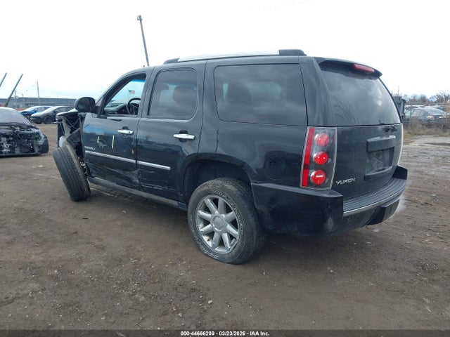 GMC Yukon Denali