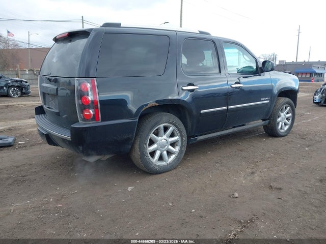 GMC Yukon Denali