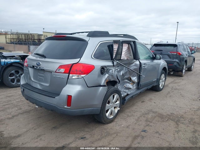 Subaru Outback 2.5i Premium