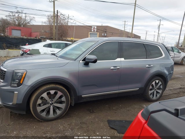 Kia Telluride S