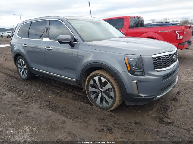 Salvage Kia Telluride Image
