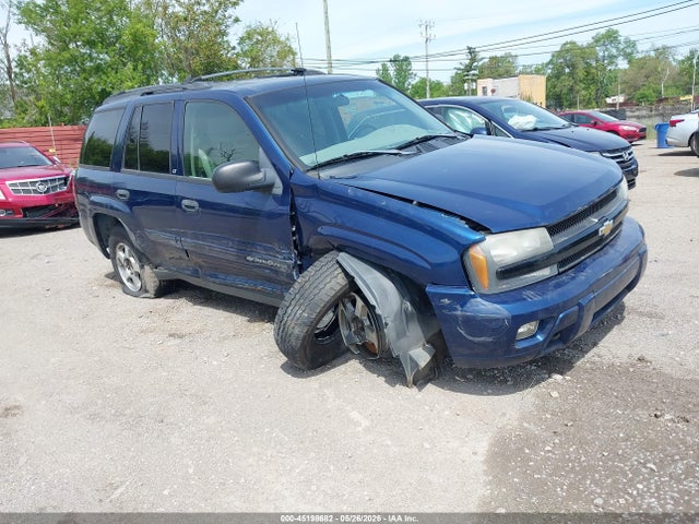 Salvage Chevrolet Trailblazer Image